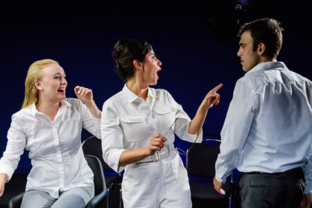 Theater Naumburg, "Der Vorname",
BESETZUNG
Schauspiel: Maribel Dente / Antonio Gerolamo Fancellu / Pia Koch / Jörg Vogel / Peter Wagner
Ausstattung: Ute Radler
Regie: Grit Lukas